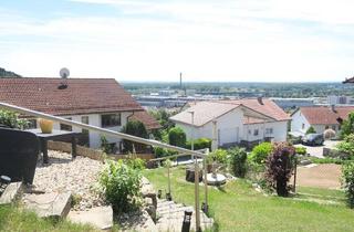 Einfamilienhaus kaufen in 94469 Deggendorf, Einfamilienhaus m. Einliegerwohnung, PV-Anlage u. herrlichem Ausblick