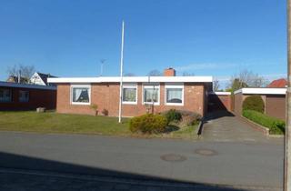 Haus kaufen in 23769 Fehmarn, BUNGALOW MIT VIEL POTENZIAL - Wohnen auf einer Ebene in Burg! Modernisierung erforderlich!