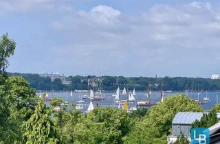 Einfamilienhaus kaufen in 24248 Mönkeberg, Wenn Träume wahr werden: Großzügiges Einfamilienhaus in unmittelbarer Strandnähe