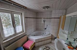 Haus kaufen in 09526 Olbernhau, Attraktives 10-Zimmer-Holzhaus in bester Lage mit geräumiger Garage/Werkstatt