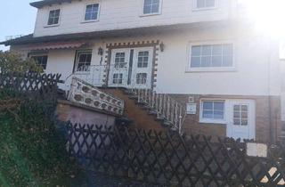 Haus kaufen in Am Pfaffenbusch, 34633 Ottrau, Zweifamilienhaus. Keine Käuferprovision.