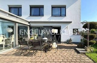 Haus kaufen in 88131 Lindau, Modernes Doppelhaus in ruhiger Lage von Lindau