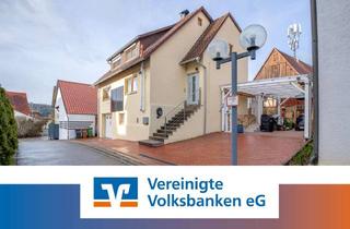 Haus kaufen in 75397 Simmozheim, Gemütliches EFH mit Terrasse, Garten und viel Platz für Ihre Fahrzeuge in Simmozheim!