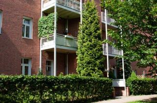 Wohnung mieten in Lohrstraße 24, 09113 Chemnitz, Großzügige 2-Zimmer-Wohnung mit Parkett und Balkonblick in den grünen Innenhof