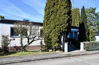 Haus kaufen in 86356 Neusäß, Gepflegter Bungalow in Neusäß in ruhiger Wohnlage zu verkaufen