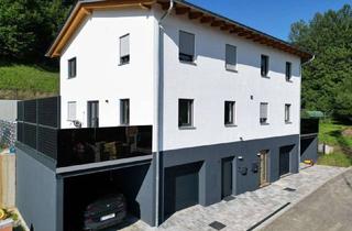 Haus mieten in Ludwig-Kaiser-Weg 3a, 94469 Deggendorf, Erstbezug: Moderne Doppelhaushälfte mit Garten - ideal für Familien