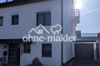 Haus kaufen in 71229 Leonberg, Sanierte DHH in Leonberg-Ezach, provisionsfrei, inkl. EBK