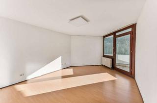 Wohnung kaufen in 70195 Botnang, Charmante 1-Zimmer-Wohnung mit Balkon, Aufzug und Tiefgaragenstellplatz in zentraler Lage Botnangs