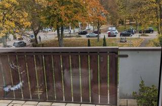 Wohnung kaufen in Bahnhofstrasse 4 b, 78073 Bad Dürrheim, Helle 2,5-Zimmerwohnung im Herzen der Kur-und Bäderstadt Bad Dürrheim mit Balkon und Fahrstuhl