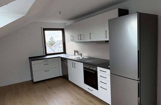 Wohnung kaufen in 72250 Freudenstadt, Renovierte 3,5-Zimmer Wohnung in Wittlensweiler