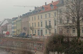 Wohnung mieten in Dreisamstraße 33, 79098 Altstadt, Schöne Dachgeschosswohnung unter neuem Dach in Freiburg-Altstadt (Erstbezug nach Sanierung)