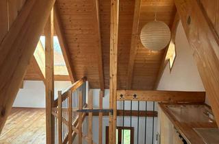 Wohnung mieten in Neuwimm, 94149 Kößlarn, Helle 2,5-Zimmer-Wohnung über 2 Etagen, mit Balkon und großem Garten in der Nähe von Kößlarn