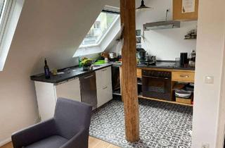 Wohnung mieten in Dreikreuzweg 35, 69151 Neckargemünd, Neuwertige Dachgeschosswohnung mit zwei Zimmern sowie Balkon und neuer EBK in Neckargemünd