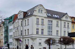 Wohnung mieten in Goethestraße, 06844 Innenstadt, Dessau-Nord: Stilvolle, lichtdurchflutete 4-Raum Wohnung in bester Lage