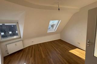 Wohnung mieten in Scheidtstraße, 40239 Düsseltal, Helle 2,5-Zimmer Dachgeschosswohnung im Zoo Viertel | ab sofort!