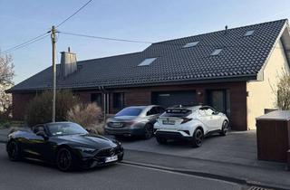 Wohnung mieten in 51519 Odenthal, Luxus 2-Zimmer-DG-Wohnung möbliert mit Balkon in Odenthal-Voiswinkel