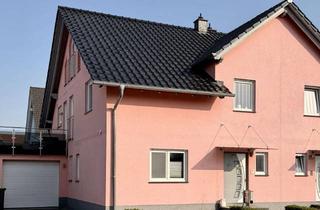 Doppelhaushälfte kaufen in 35510 Butzbach, RESERVIERT Großzügige Doppelhaushälfte in der Kernstadt