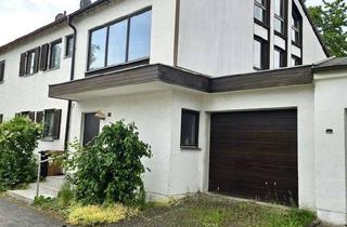 Haus kaufen in 85540 Haar, Charmante DHH mit Garten und Gestaltungspotenzial