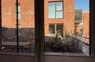 Immobilie mieten in 22307 Barmbek-Nord, Helle 2-Zimmer-Neubauwohnung mit Dachterrasse in Barmbek-Nord – befristete Untervermietung