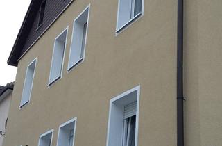 Wohnung mieten in Schlosserstraße, 32051 Herford, Wir Vermieten eine 4 Zimmer Küche Bad Wohnung in Zentraler Lage in Herford. Ruhig gelegen.Nach Auszug des Vormieters ist ein neuer Anstrich erforderlich.