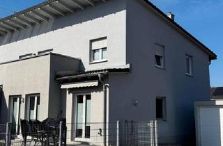 Wohnung kaufen in 92358 Seubersdorf, Seubersdorf in der Oberpfalz - Moderne 3-Zimmer Eigentumswohnung mit Balkon und Garage