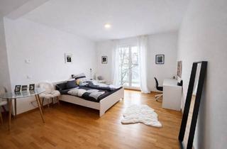 Wohnung kaufen in 93053 Regensburg, Regensburg - Sehr schöne, große 1-Zimmer-Wohnung in Uni-Nähe