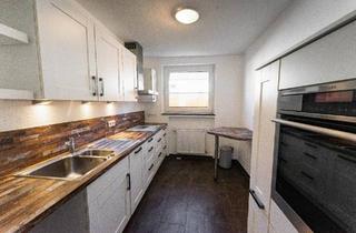 Wohnung kaufen in 30823 Garbsen, Garbsen - Drei-Zimmer Eigentumswohnung in 30823 Altgarbsen