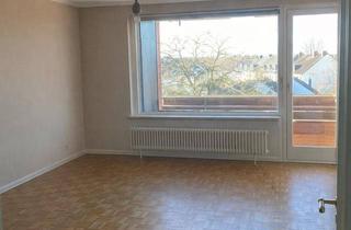 Wohnung kaufen in 21465 Reinbek, Reinbek - 4-Zimmer Whg. Sauna Schwimmbad Tiefgarage
