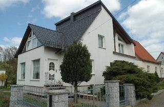 Einfamilienhaus kaufen in 02991 Lauta, Lauta - Einfamilienhaus (vermietet) mit eigenem Wald in Lauta