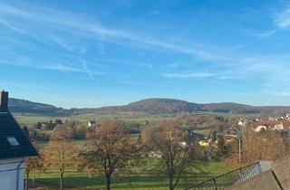Wohnung kaufen in 34305 Niedenstein, Niedenstein - Helle 5-Zimmer Wohnung mit Garage, Loggia und Fernblick