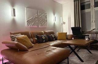 Wohnung kaufen in 42389 Wuppertal, Wuppertal - Stilvolle 4-Zimmer-Wohnung mit Designküche, Kamin & Loggia