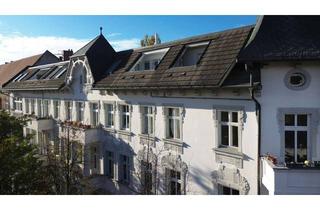 Wohnung kaufen in Schlieperstraße 80, 13507 Tegel, Großzügige Altbauwohnung mit Balkon - verfügbar ab August 2026