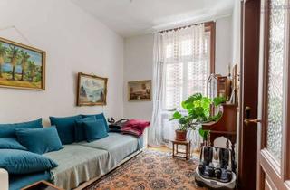 Wohnung kaufen in 60329 Bahnhofsviertel, Traumhafte Altbauwohnung ZENTRAL in der Nähe vom Mainufer. WG-Geeignet & Hohe Decken!