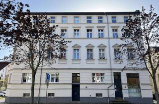 Wohnung kaufen in 16727 Velten, Hochwertige Kapitalanlage - Ihr 4-Zimmer-Wohn(t)raum mit Balkon