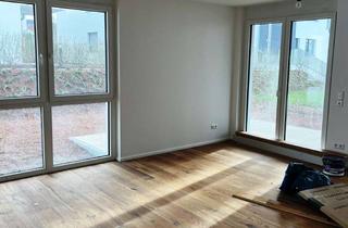 Wohnung mieten in Elisengarten 46, 72793 Pfullingen, Moderne 4-Zimmer-Terrassenwohnung mit Garten in Pfullingen