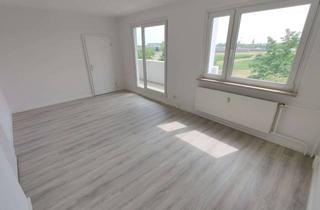 Wohnung mieten in Erich-Kästner-Str. 37, 06128 Silberhöhe, 6-Raumwohnung in ruhiger Lage! - Laminatboden + 2 Bäder + EBK