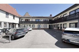Wohnung mieten in Alt Erlenbach 33, 60437 Nieder-Erlenbach, Gepflegte 3‑Zimmer Wohnung mit Balkon im 2. OG in Frankfurt-Nieder-Erlenbach