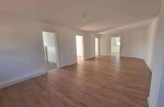 Wohnung mieten in Wenstrup, 49434 Neuenkirchen-Vörden, Ruhe pur! - Drei-Zimmer-Dachgeschosswohnung im Grünen zu vermieten