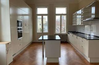 Wohnung mieten in 65189 Wiesbaden, Lage, Lage, Lage Traumwohnung in einer 3 Parteien-Altbauvilla