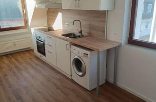 Wohnung mieten in Mainzer Straße 20, 55262 Heidesheim, 3 Zimmer Wohnung mit großer offener Küche und Platz für Essbereich