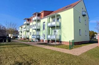 Wohnung mieten in 18507 Grimmen, Wunderschöne 3-Raum-Wohnung im 1.Obergeschoß mit Balkon und toller Außenanlage in Grimmen