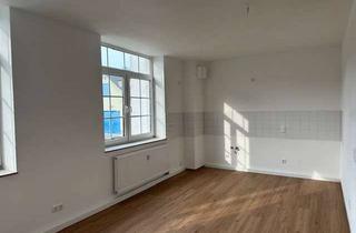 Wohnung mieten in Hauptstraße 147a, 09390 Gornsdorf, Renovierte 1-Zimmerwohnung mit Badewanne und Abstellraum in ruhiger Lage!