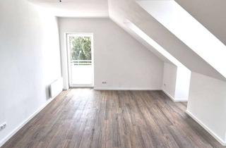 Wohnung mieten in 18507 Grimmen, Gemütliche 2-Zimmer-Dachgeschoss-Wohnung mit Badewanne und französischem Balkon in Grimmen