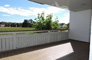 Wohnung mieten in Hauptstraße 20, 85464 Finsing, renovierte und außergewöhnliche 4 Zi.-Whg., Kamin, gr. SÜD/Balkon, EBK+Speis, Bad/WC+Gä/WC, Carport