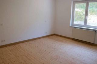 Wohnung mieten in 92421 Schwandorf, Freundliche und sanierte 3,5-Raum-EG-Wohnung in Schwandorf-Fronberg