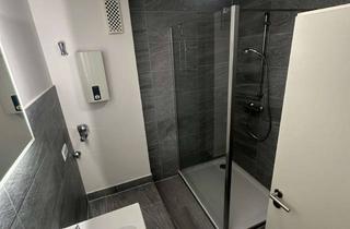 Wohnung mieten in Rote Reihe 33, 30827 Garbsen, Helle 3-Zimmer Dachgeschosswohnung in Garbsen