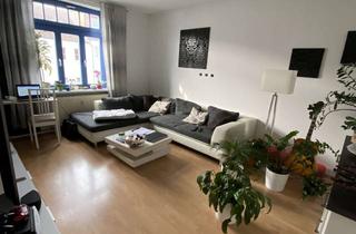 Wohnung mieten in Trägerstraße 12/13, 18055 Stadtmitte, schöne 2-Zimmer-Wohnung mit Laminat, Wannenbad, Keller, EBK mgl.