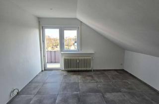 Wohnung mieten in 64807 Dieburg, **VISTA Immobilien** Gemütliche Dachgeschoss-Wohnung mit modernem Wannenbad und Balkon