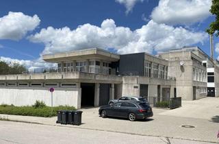 Lager mieten in Nussbaumer Str. 32, 83278 Traunstein, große Garage bzw. Lagerfläche zu vermieten!