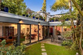 Haus kaufen in 82152 Planegg, Architekten Atrium-Haus mit Dachterrasse, Garten und Pool in idyllischer Villenlage